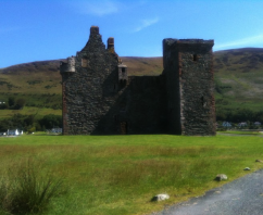 Lochranza Castle