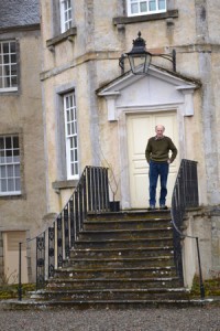 Hector Munro outside Foulis Castle