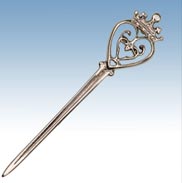 Luckenbooth Kilt Pin