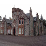 MacGillivray Lodge, Dunmaglas